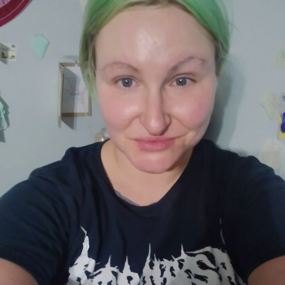 Meet your Posher, Hope - Picture 7 of 8